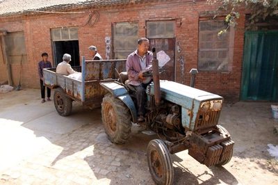 香喷喷的小米是怎么加工成的?让一位开了35年磨房的大哥告诉您!