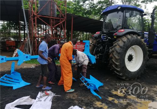 雷沃品牌危中寻机 220马力拖拉机非洲市场初露锋芒